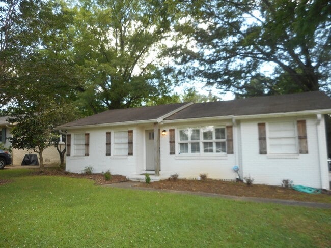 Building Photo - 109 Knoll Crest Dr