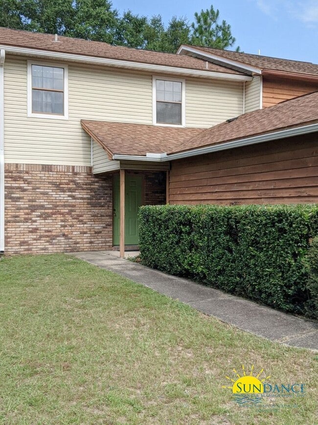 Photo - Move-in ready 2 Story Townhouse in Crestview!