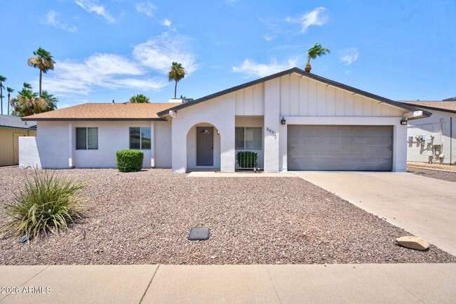 Building Photo - 8832 E Lupine Ave