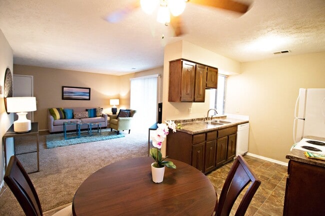 Photo - Britain Towne