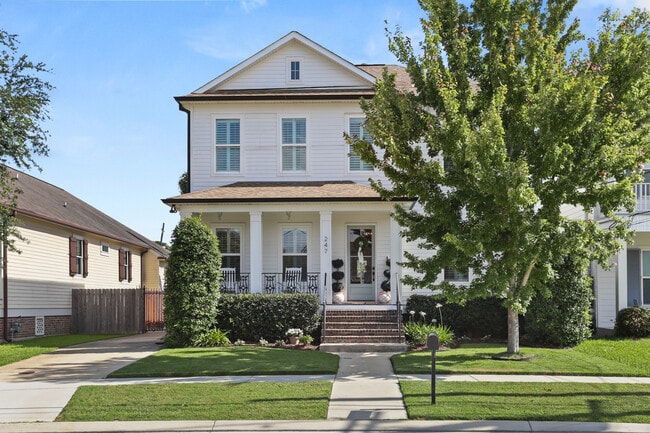 Building Photo - 247 26th St Rental