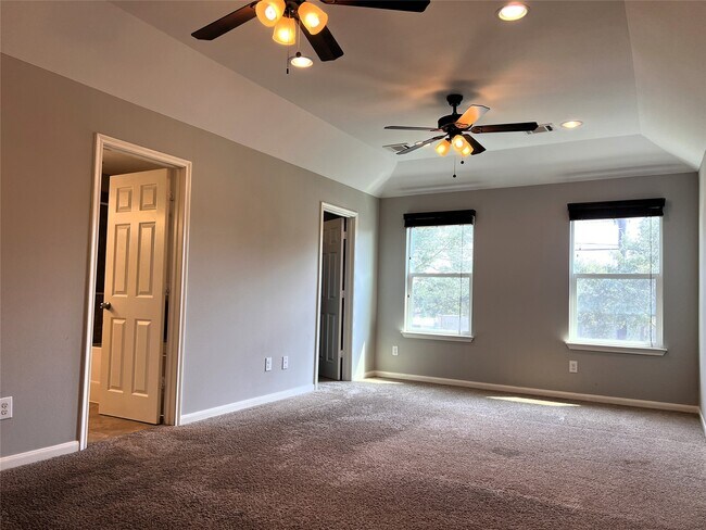 Photo - 17107 Wilthorne Gardens Ct