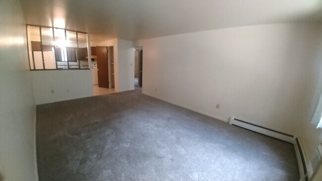 Photo - 331 E Magnolia St