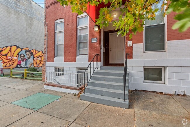 Building Photo - 1926 McCulloh St Unit 1926 McCulloh -  1 Rental