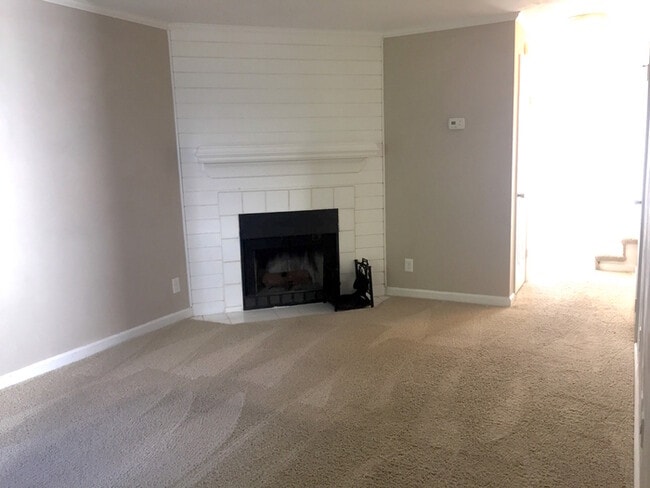 Photo - 929 Green St Unit 929