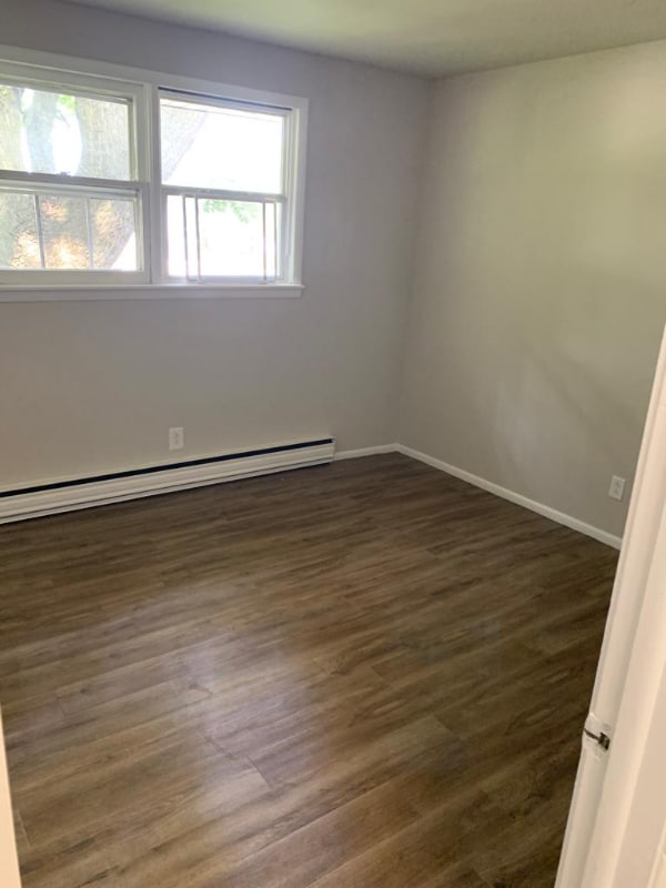 Photo - 1017 N Schuyler Ave Unidad 4