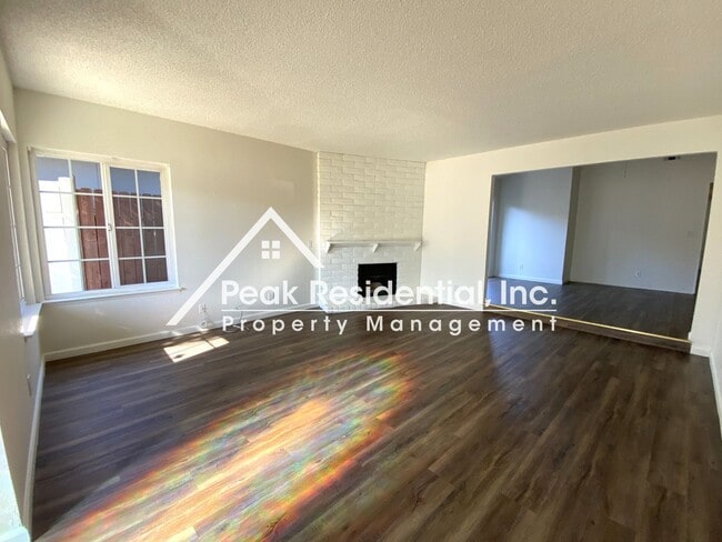 Photo - Charming Citrus Heights 3bd/2ba Duplex with 2 Car Garage