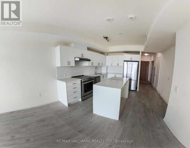 Photo - 8960 Jane St Unit 912