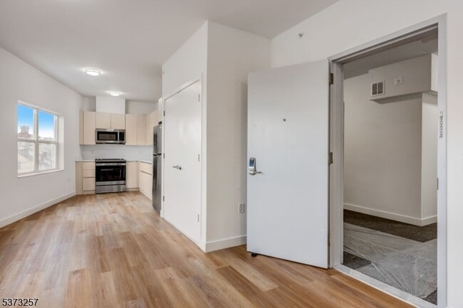 Photo - 48 Chadwick St Unit 301