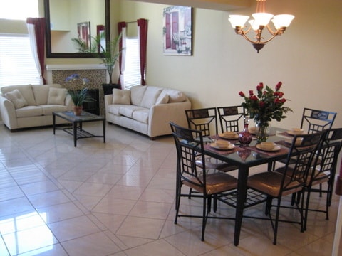 Photo - 1919 Barton Way