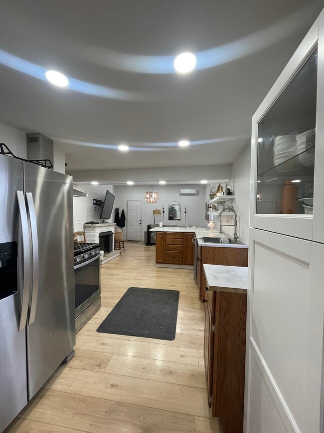 Photo - 419 S Mill St