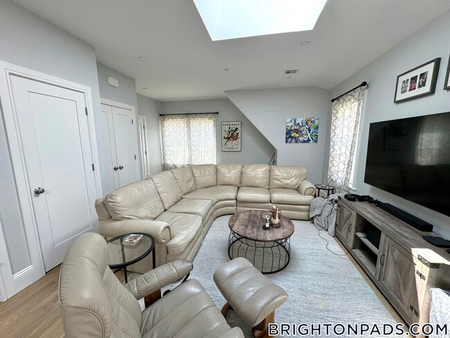Photo - 51 Fairbanks St Unit 3