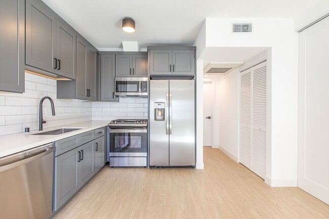 Photo - 6133 Eleanor Ave