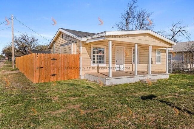 Beautifully Renovated 3-Bed, 1-Bath Home w... - Beautifully Renovated 3-Bed, 1-Bath Home w...