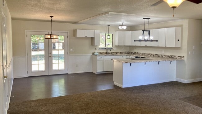 4850 Amanda Dr