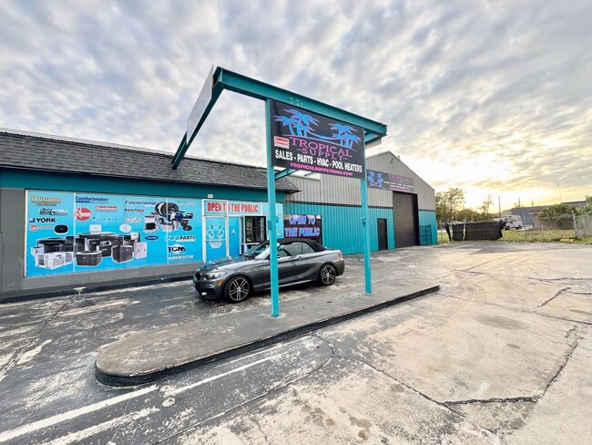 Photo - 305 Magnolia Ave