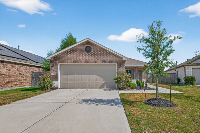 Building Photo - 15171 Willow Tree Ln