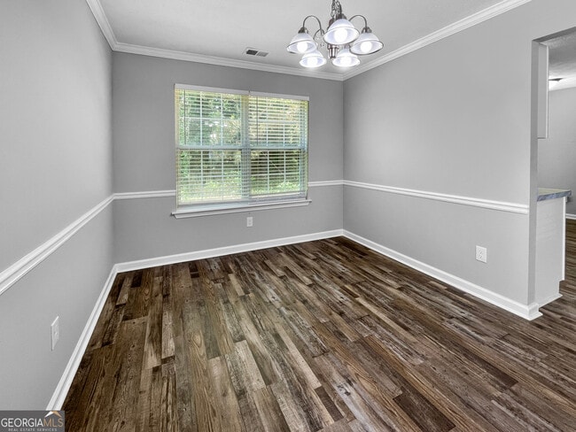Photo - 1032 Winterglen Way