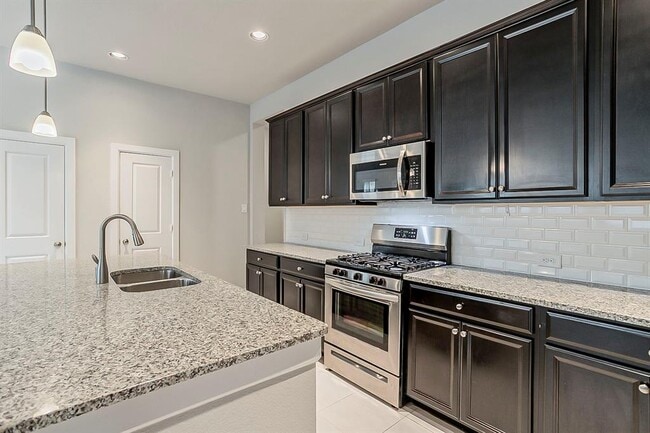 Photo - 446 Bayberry Landing Way