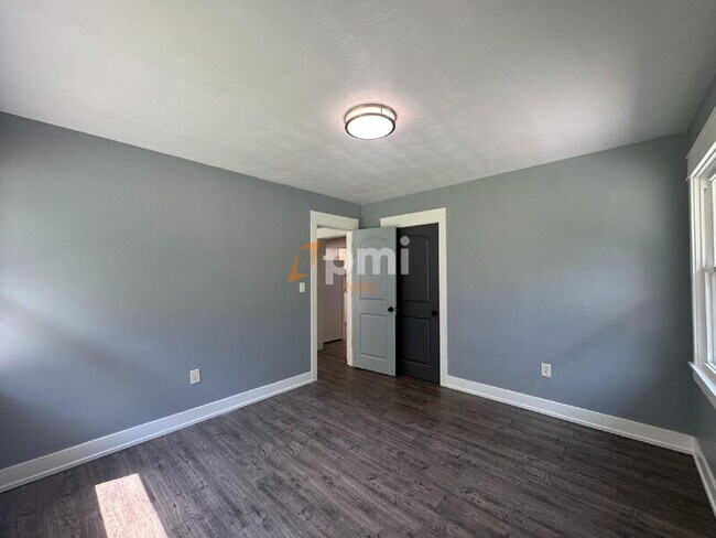 Photo - 132 S Elgin Ave Unit 136 S Elgin St