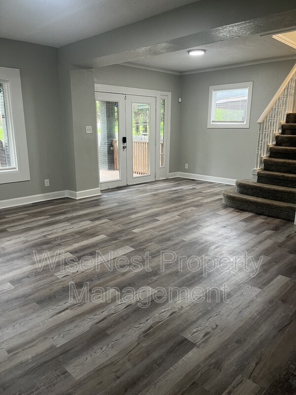 Photo - 3509 Brooklyn Ave