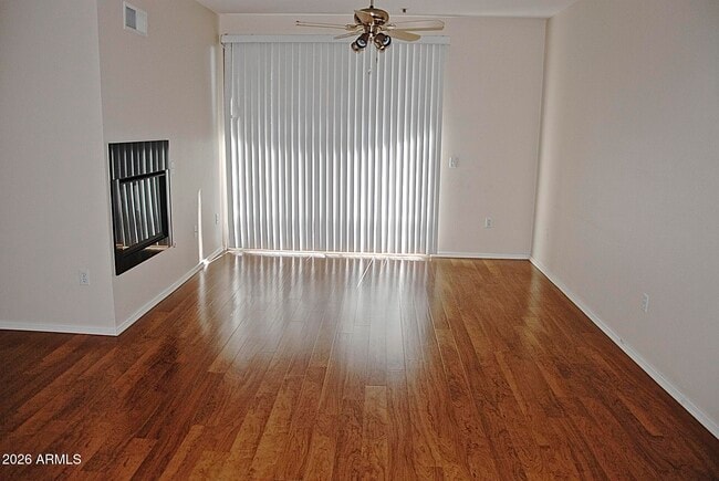 Building Photo - 1701 E Colter St Unit 286