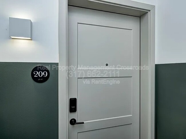 Photo - 1302 N Main St Unit 209