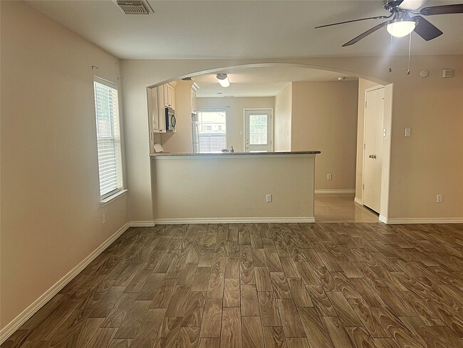 Photo - 2019 Pine Croft Dr