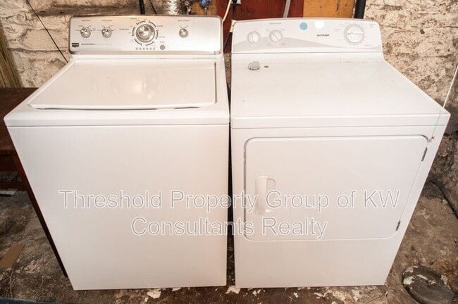 Photo - 1355-1357-1357 Dennison Ave Unit 1355 2nd Floor Rm 1