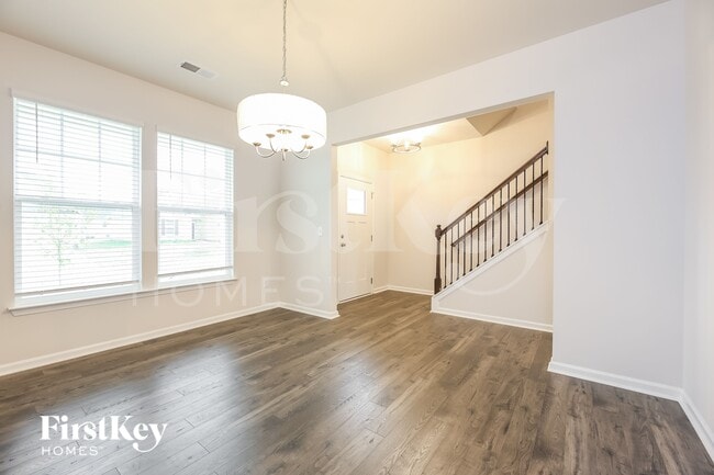 6 Ramblehurst Rd