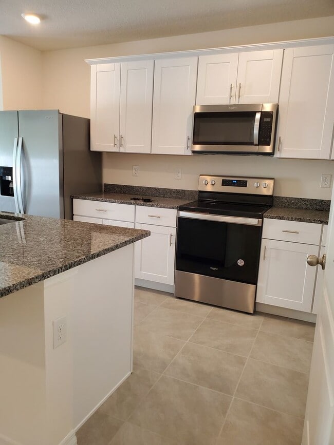 Photo - Large Port Orange 3/2.5 townhome!