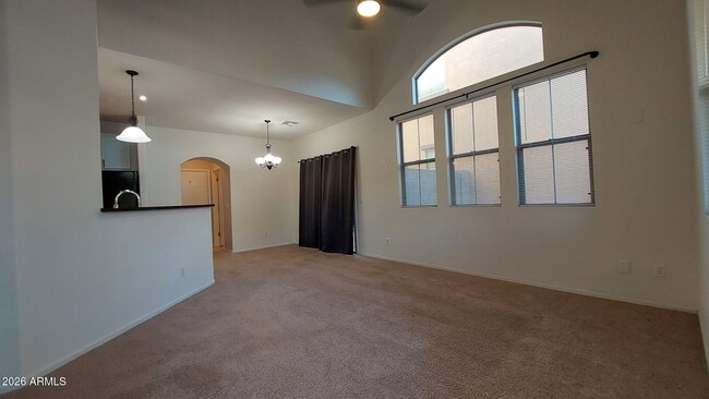4931 W Escuda Dr