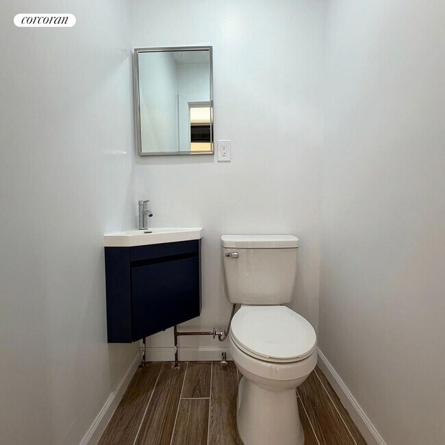 Photo - 564 Vanderbilt Ave