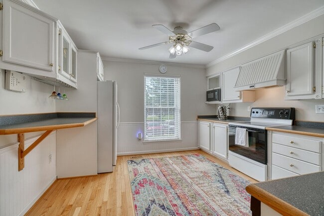 Photo - 18 Collis Ct