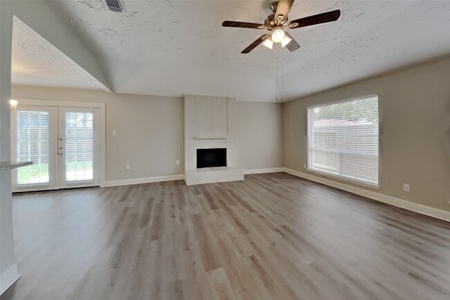 Photo - 7334 Skybright Ln