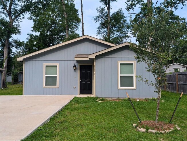 Photo - 16136 Brettwood Ln Casa