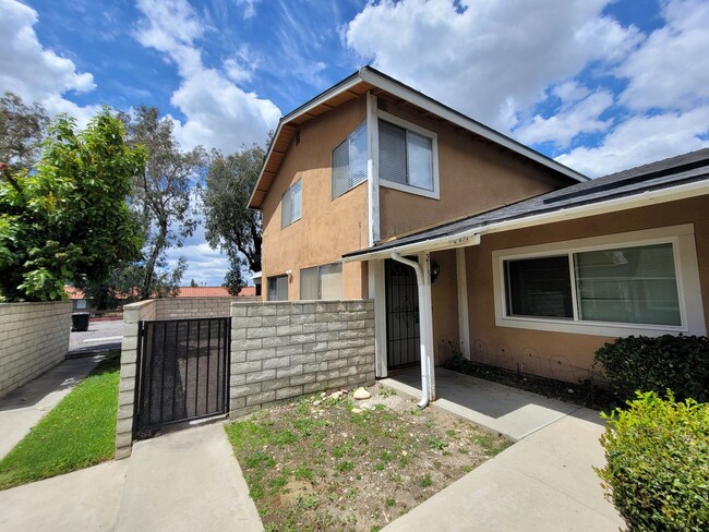 Lovely 3 Bedroom Condo in West Covina - Lovely 3 Bedroom Condo in West Covina