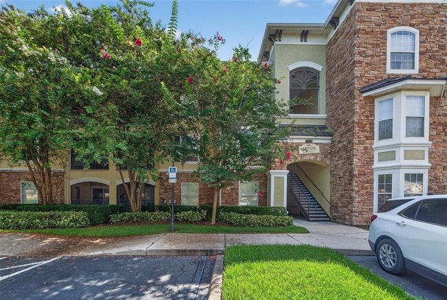 Building Photo - 9916 Courtney Palms Blvd Unit 203 Rental