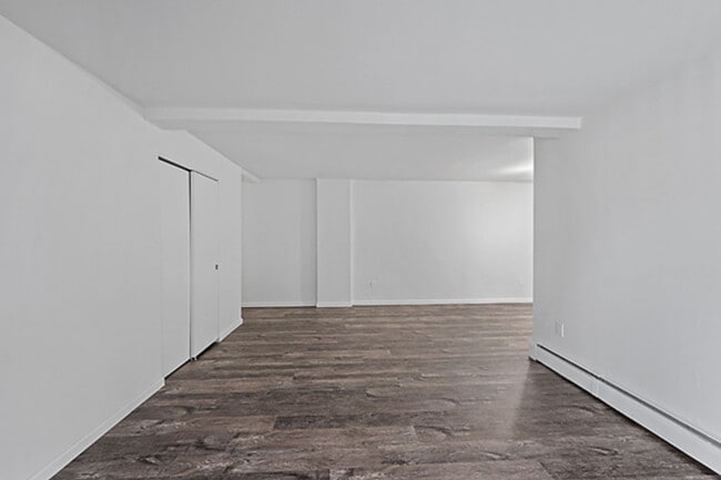 Photo - Congress Run Apartments