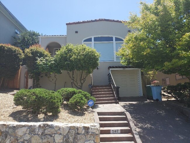 Front - 547 Santa Clara Ave House