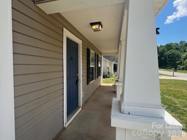 Photo - 176 English Hills Dr