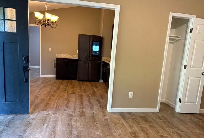 Photo - 6272 Creekford Dr