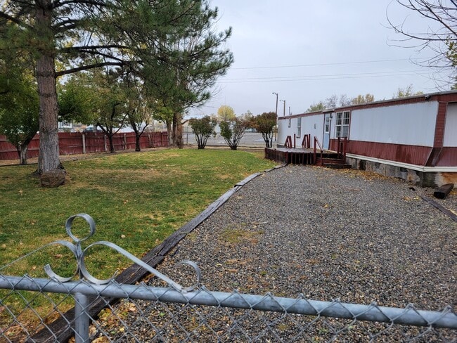 Building Photo - 4050 Jupiter St