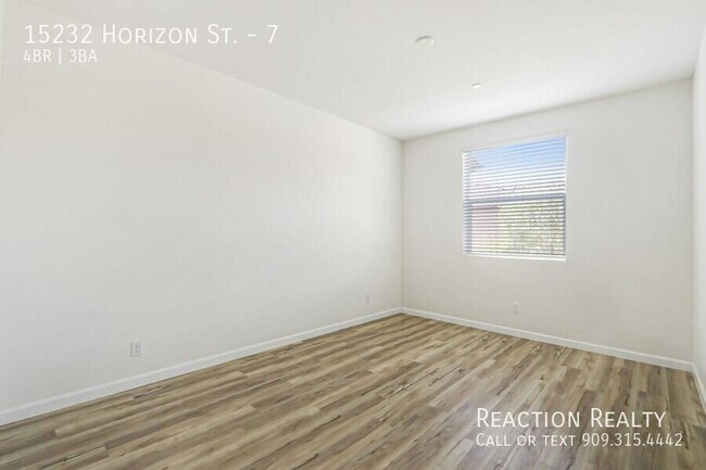 15232 Horizon St