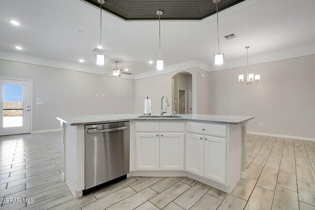 Photo - 14944 John McNeely Ave