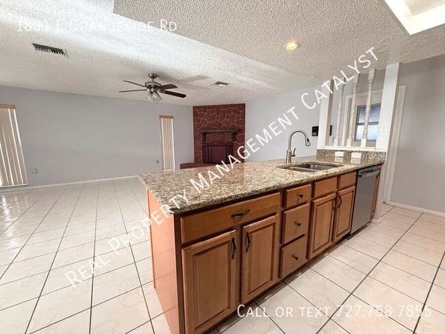 Photo - 1801 E Orangeside Rd