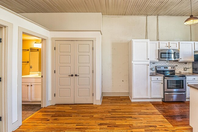 Photo - Wilson Furniture Company Lofts- Unit D