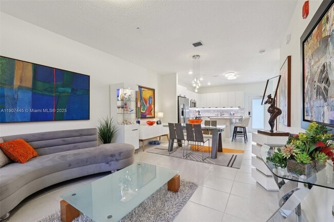 Photo - 8001 NW 41st St Unidad F-112