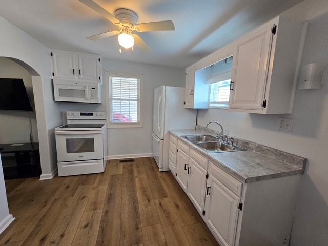 Photo - 982 Lawnview Ave