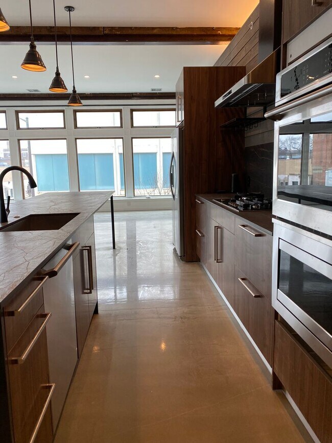 Photo - 501 South St Unit 02